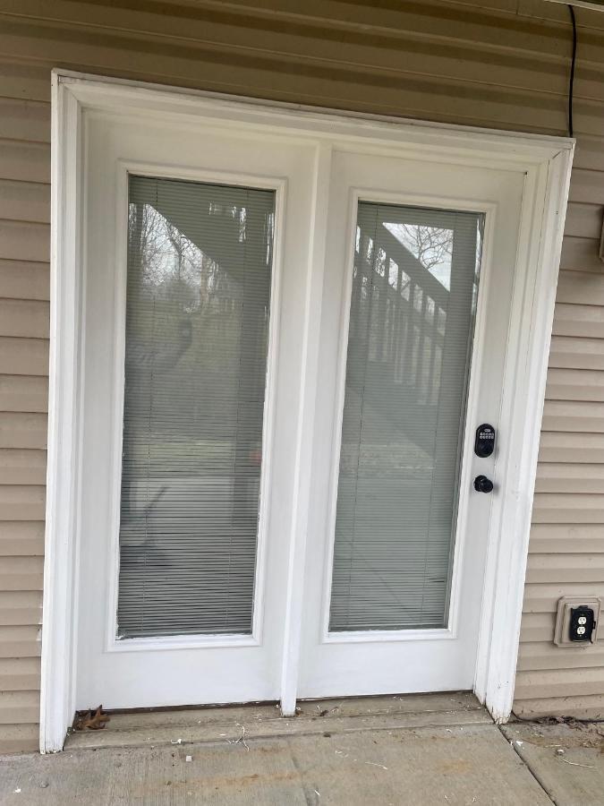 Cute 2-Brm Walkout Apt With Pool Table And Theater Lexington Exterior photo
