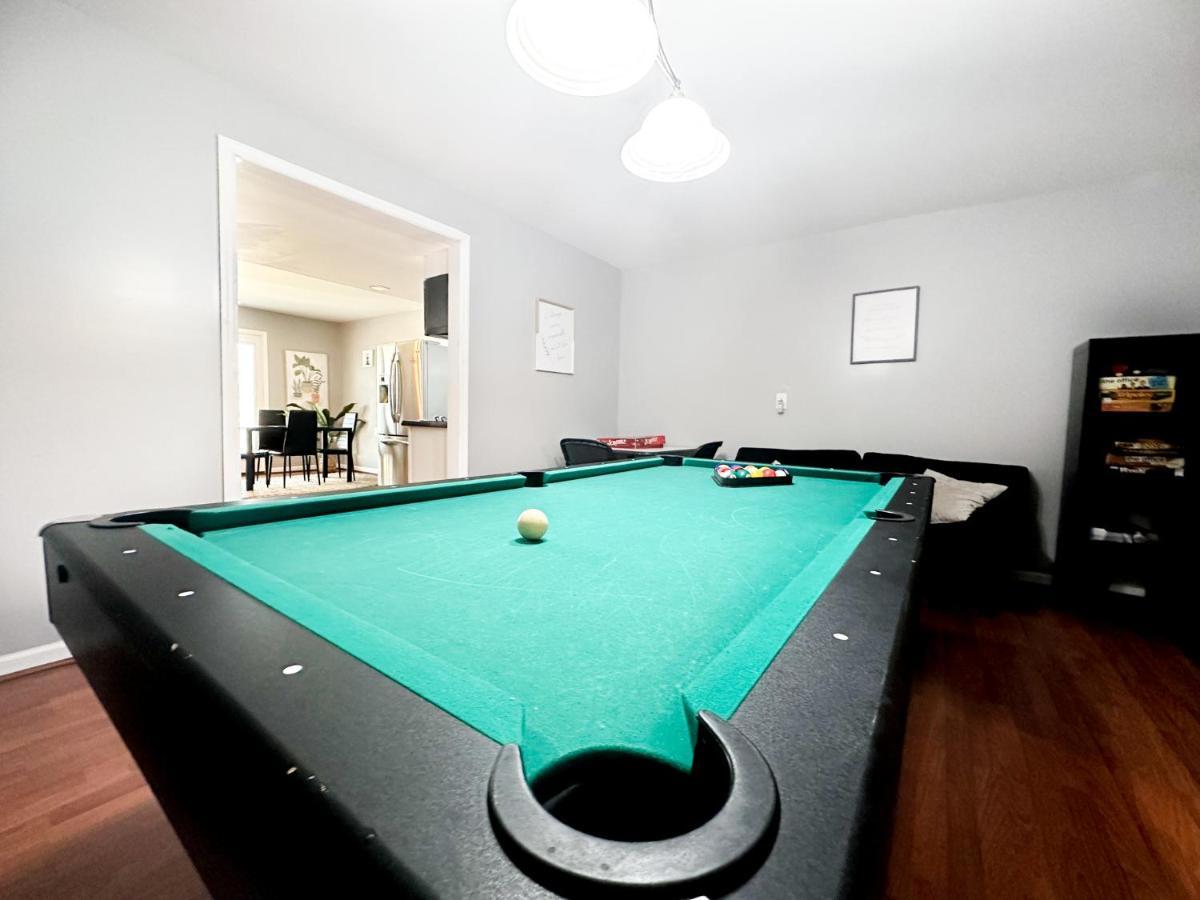 Cute 2-Brm Walkout Apt With Pool Table And Theater Lexington Exterior photo