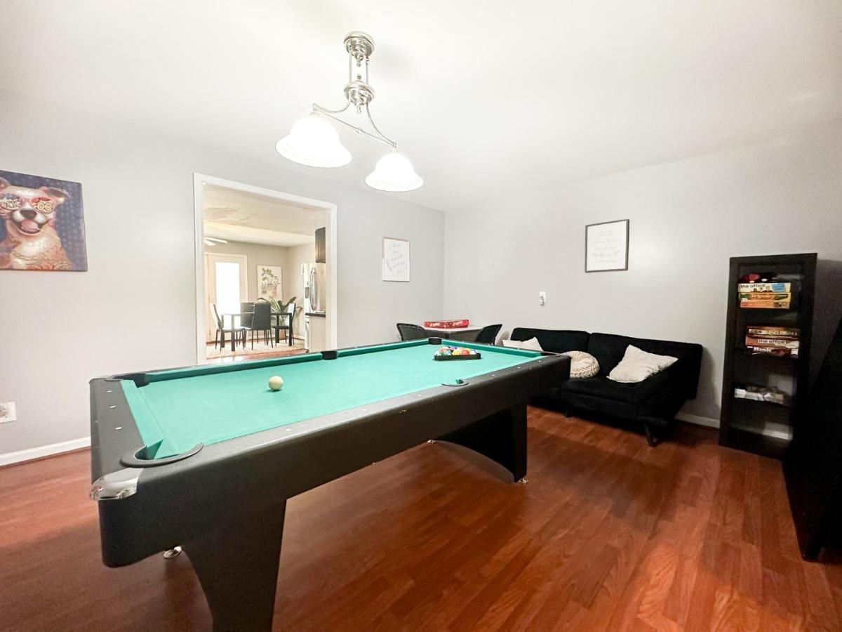 Cute 2-Brm Walkout Apt With Pool Table And Theater Lexington Exterior photo